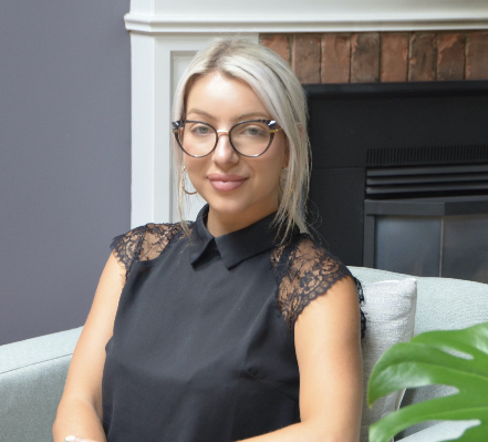 Registered Psychotherapist (Qualifying)
Laurynn is a genuine, passionate, and open-minded therapist who has 
practice working with young adults and adults from diverse backgrounds 
and lived experiences.
